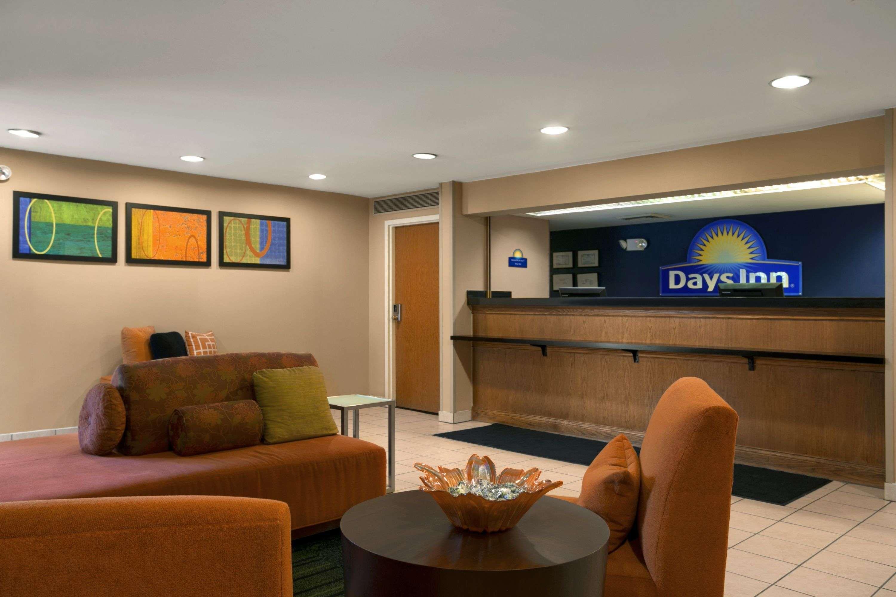 Days Inn By Wyndham Chattanooga/Hamilton Place Екстер'єр фото