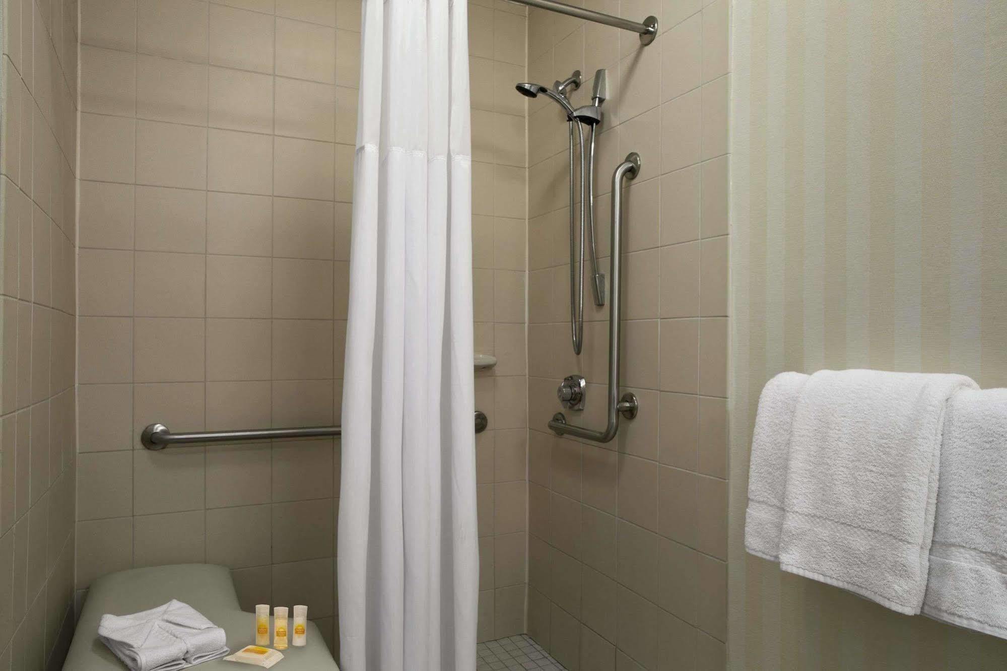 Days Inn By Wyndham Chattanooga/Hamilton Place Екстер'єр фото