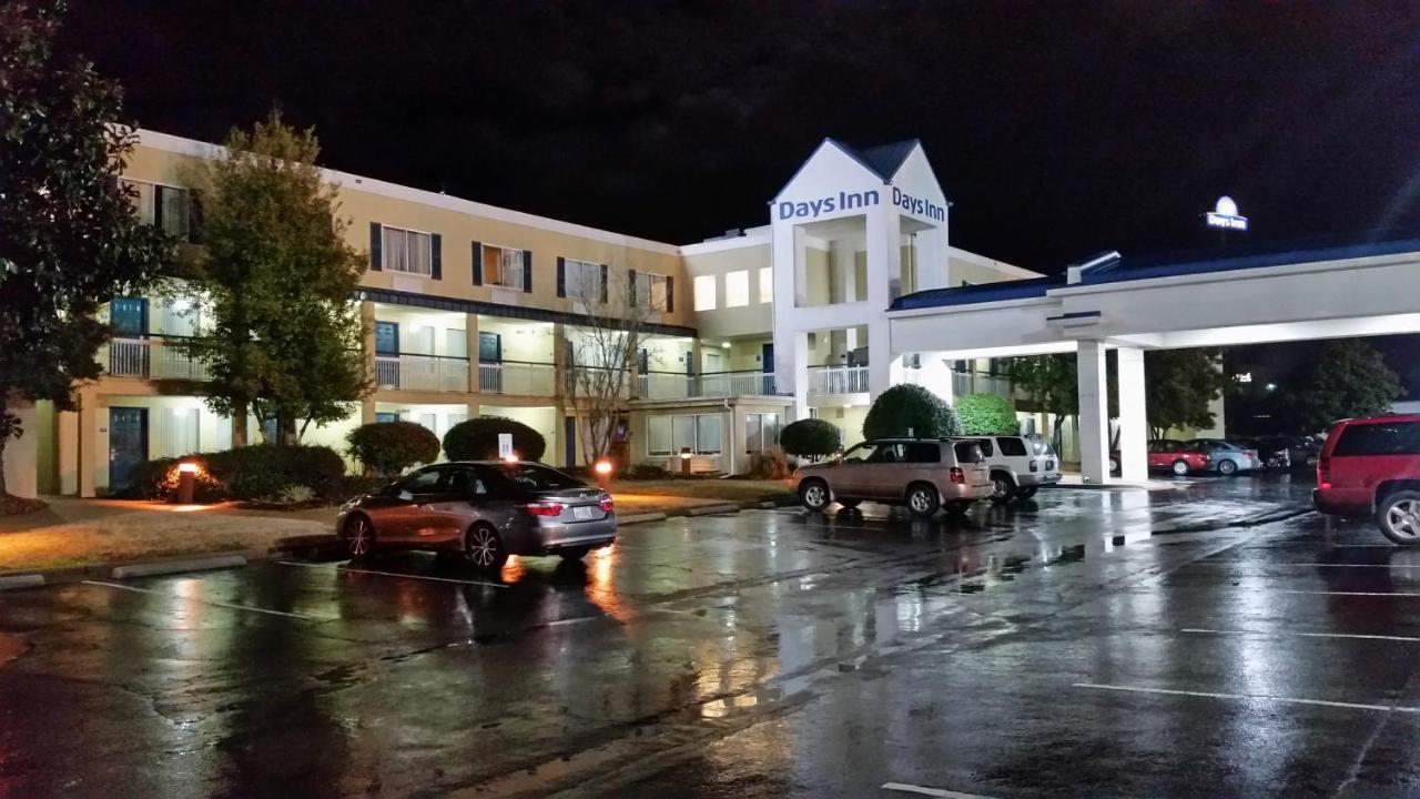 Days Inn By Wyndham Chattanooga/Hamilton Place Екстер'єр фото